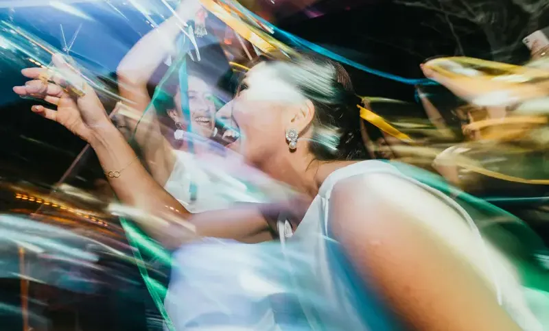 Tanzende Gäste im KREDO Göttingen