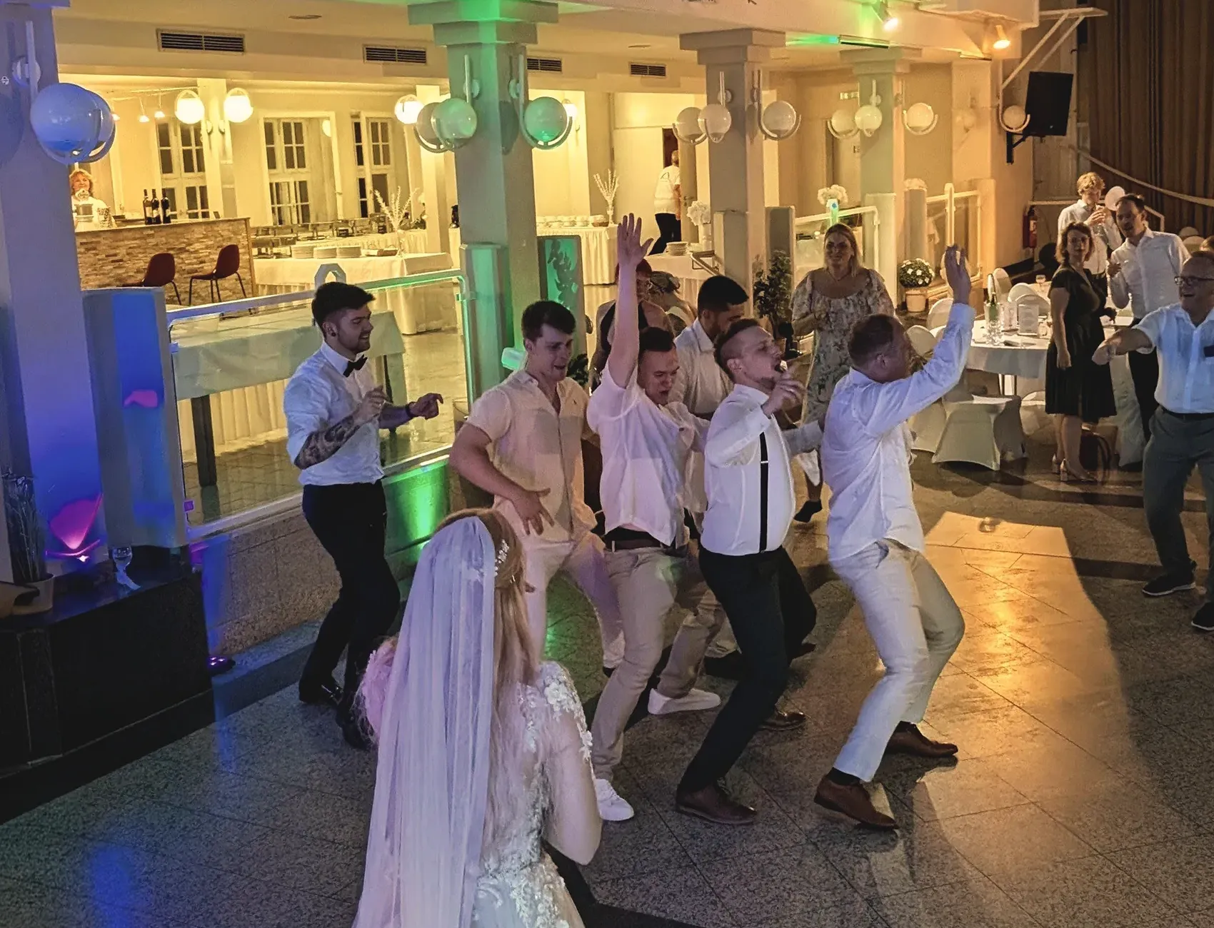 Hochzeitsparty in Südniedersachsen