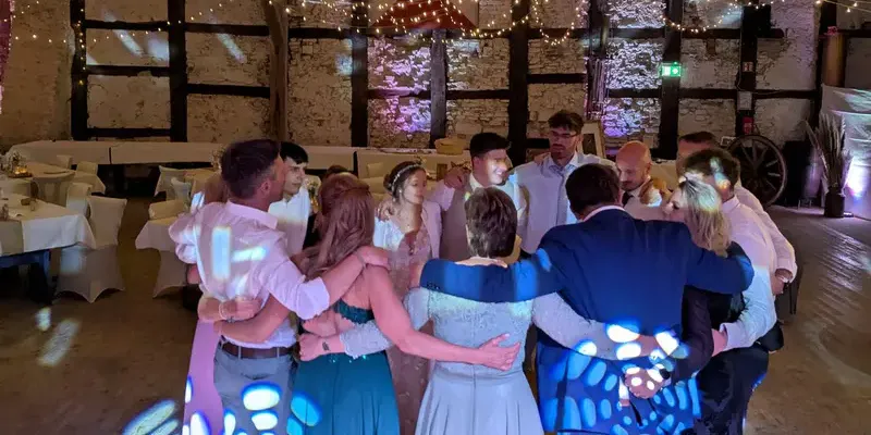 Hochzeitsparty mit DJ in Schlossbrauerei