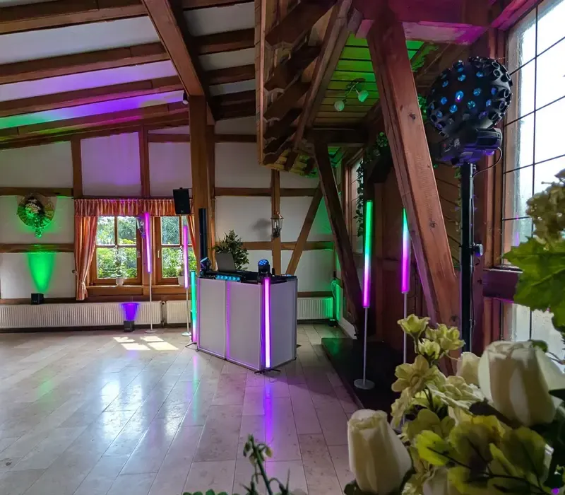 DJ Ambiente in Traupes Tenne Harriehausen