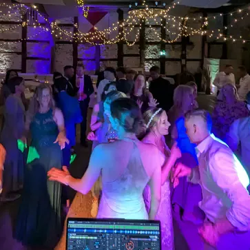 Hochzeits-DJ in Niedersachsen für volle Tanzfläche