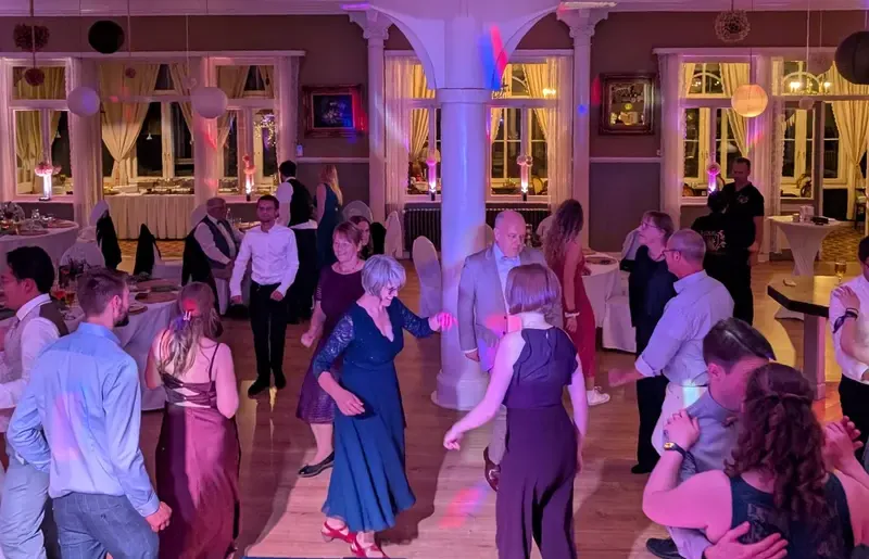 Hochzeitsfeier mit DJ im Harz